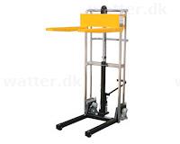 AGOTADO! Carretilla elevadora Rotek Plataforma con elevación de 400 kg y altura de 1,2 m